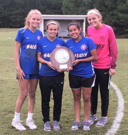 (L-R)Anna Trotter, Caitlin Dew, Thaina Aparecida de Paula, and Taylor Savage