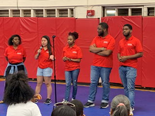 Southwest ambassadors field questions about their academic experience at New Student Orientation.