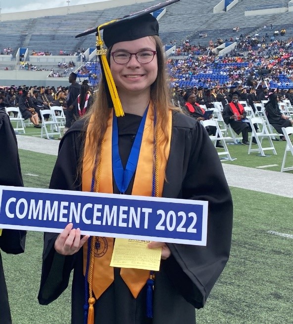 Southwest graduate and former graphic arts intern Madeline Johnson at Southwest’s 2022 Commencement. 