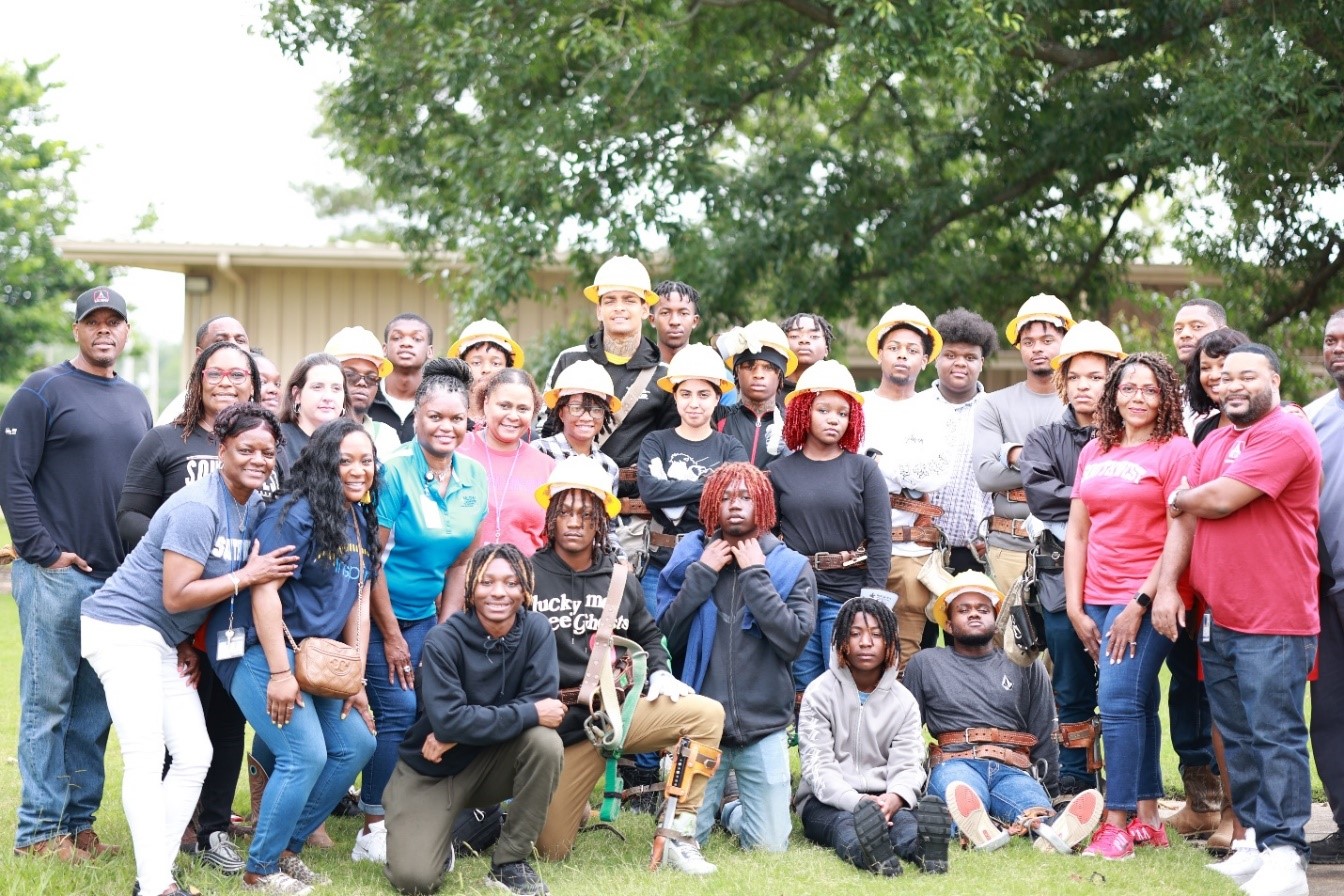 Students from the utility boot camp pose with MLGW and Southwest staff. 